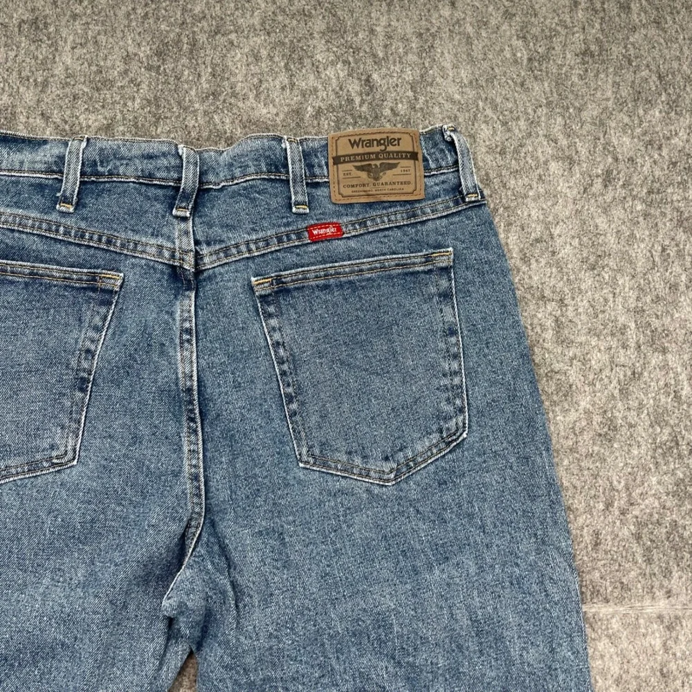Wrangler Jeans Mens 35x32 Five Star Premium Regular Fit Flex Medium Wash Blue